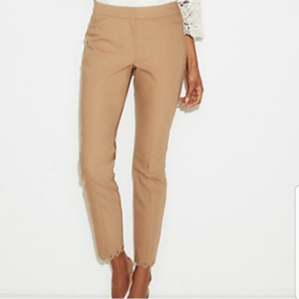 Express ankle mid rise medium tan pants scalloped